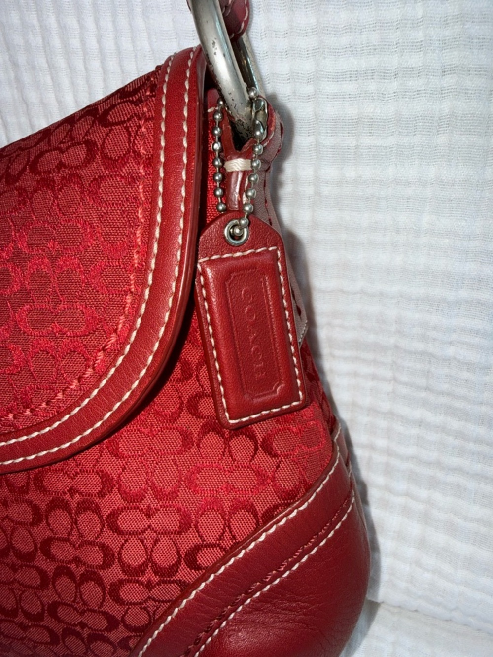 Coach Rare Soho Signature Buckle Flap Shoulder Bag Red Jacquard Leather Trim Y2K - Picture 4 of 12